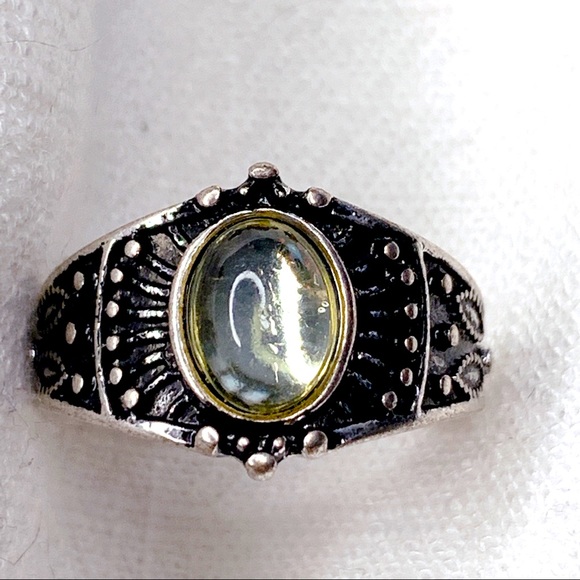 ❣️$25/3❣️ Light Yellow Rhinestone Boho Ring - Picture 5 of 9